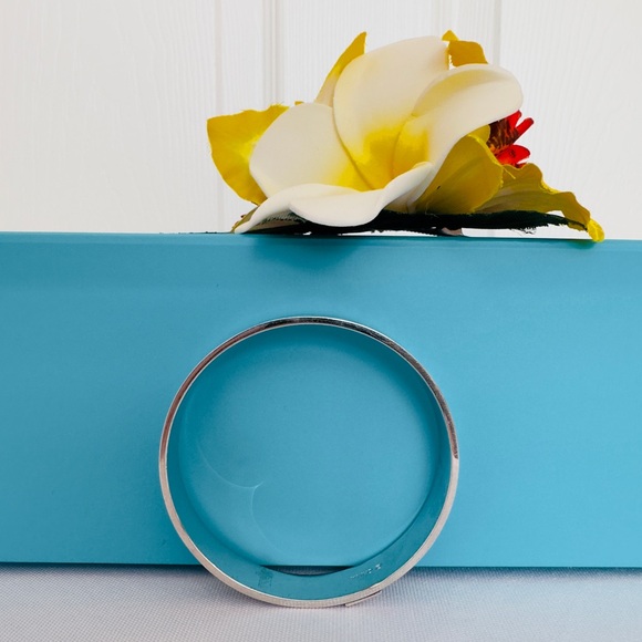 COACH ~ Silver Toned Black Monogram Patterned Coach Bracelet 2.5 Inch Diameter - Picture 3 of 7